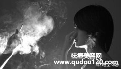 女子长期吸二手烟危害会长痘吗（二手烟吸多了脸上长痘吗）