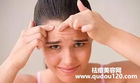激光祛痘一般疗程多久（祛痘需要几个疗程）